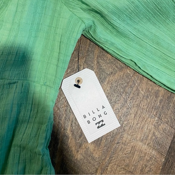 NWT Billabong Lite Green Dress with Puff Sleeves Size Small - Picture 6 of 10